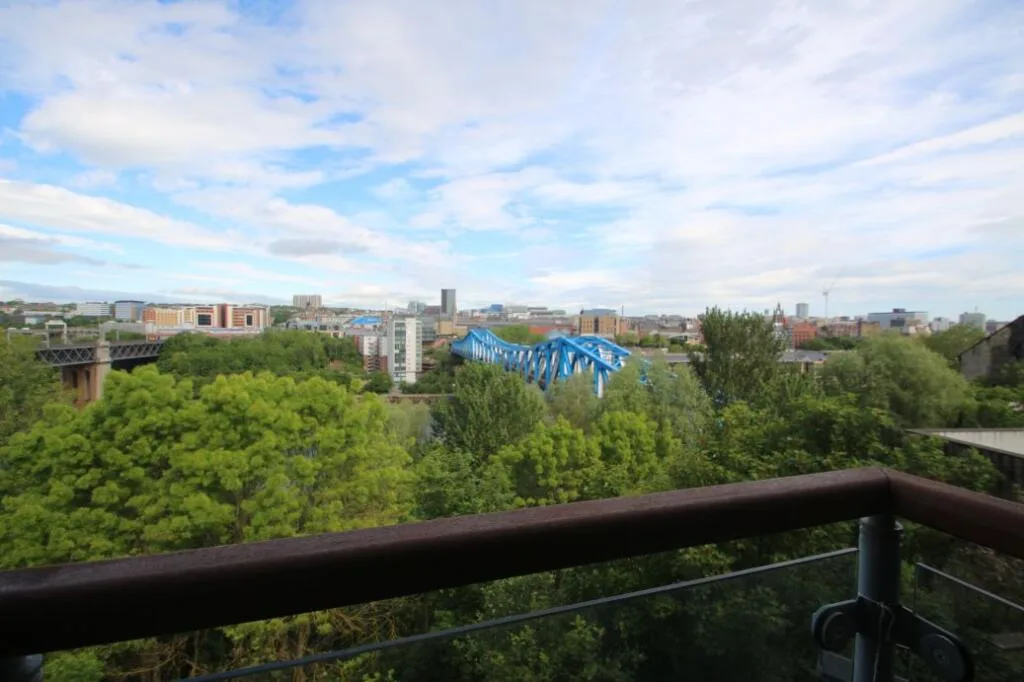 2 bedroom penthouse for rent