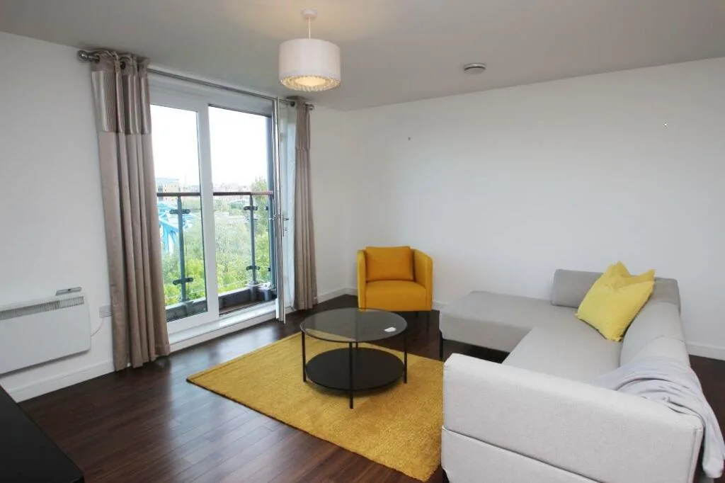 2 bedroom penthouse for rent