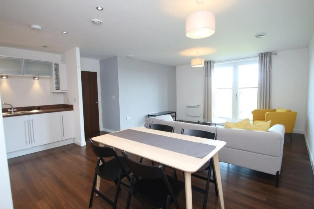 2 bedroom penthouse for rent