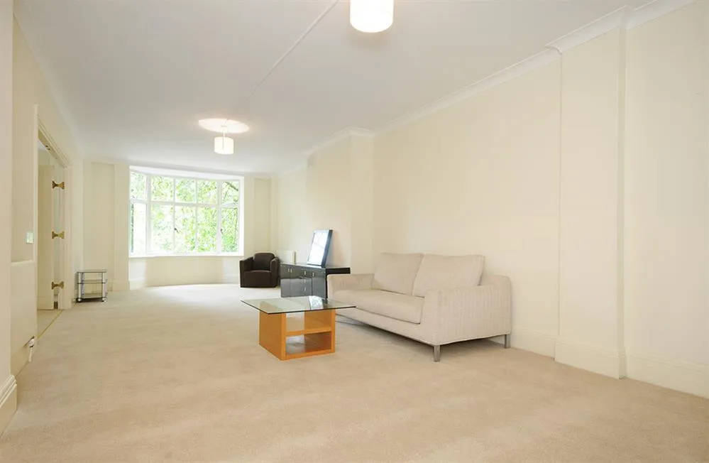 5 bedroom flat for rent