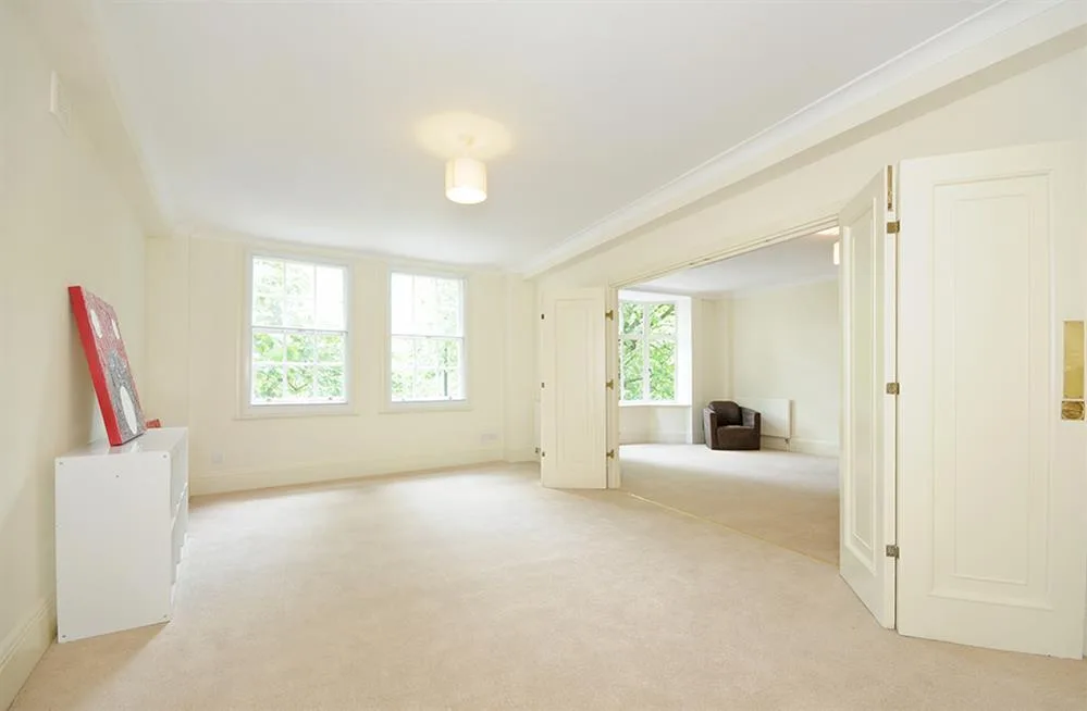 5 bedroom flat for rent