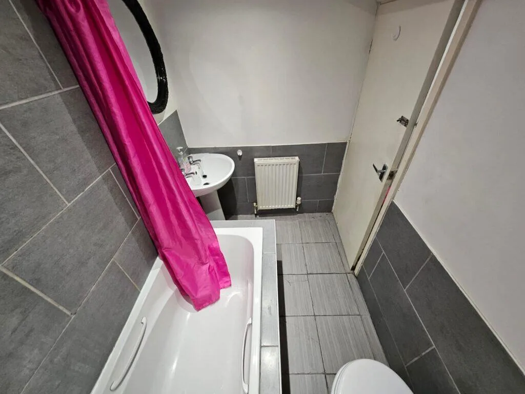 4 bedroom terraced house for rent