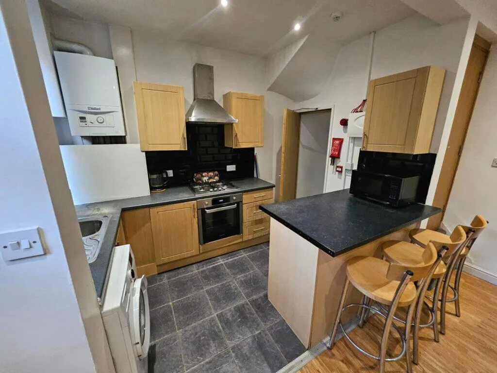 4 bedroom terraced house for rent