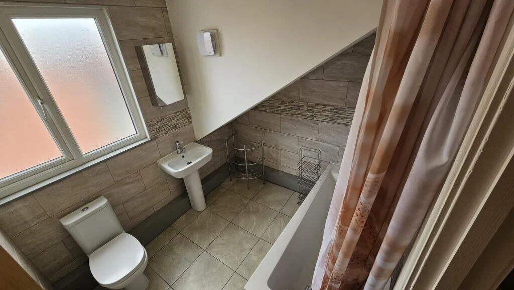 4 bedroom terraced house for rent