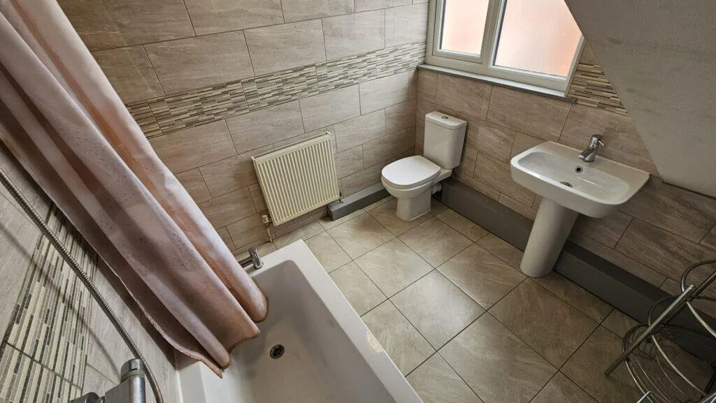 4 bedroom terraced house for rent
