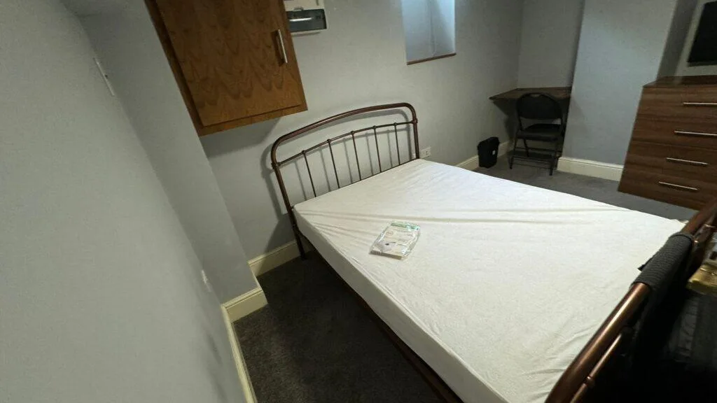 3 bedroom end of terrace house for rent