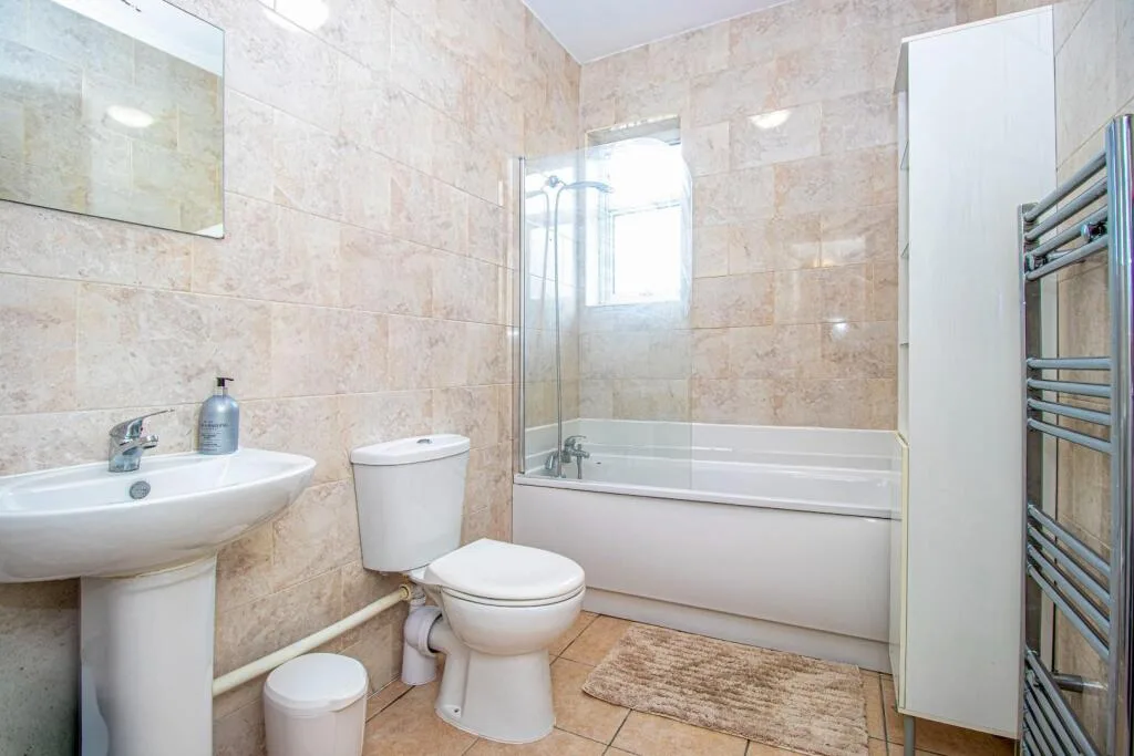 2 bedroom flat for rent