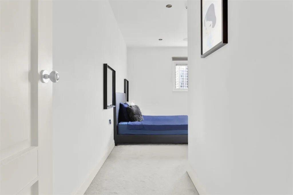 2 bedroom penthouse for rent