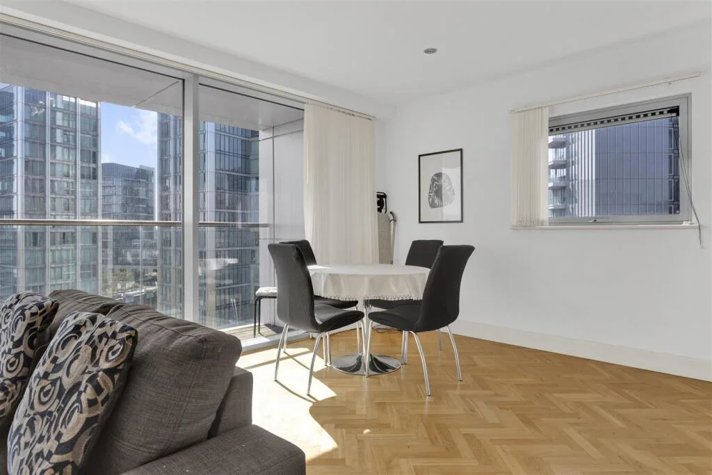 2 bedroom penthouse for rent