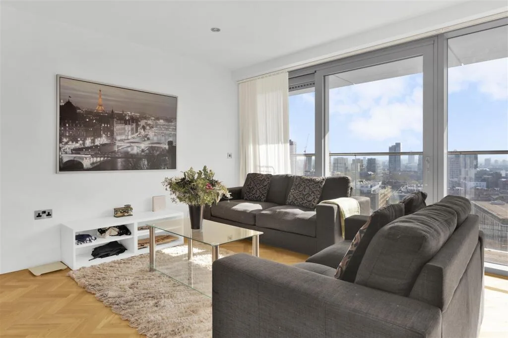 2 bedroom penthouse for rent