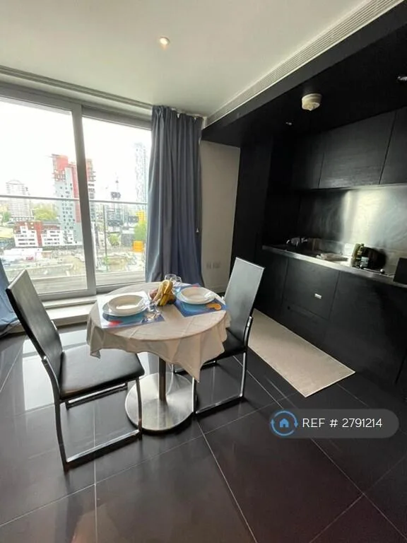 Studio flat for rent