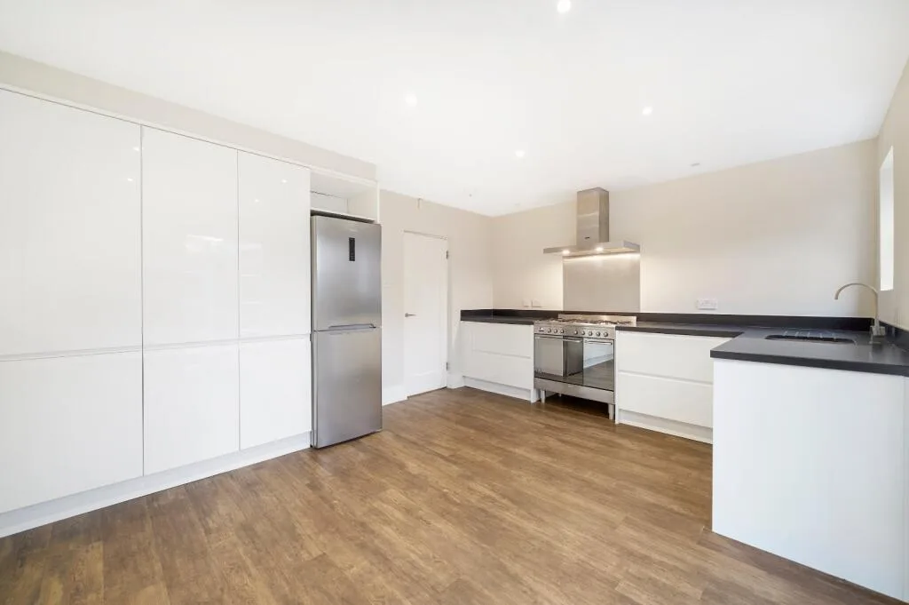 4 bedroom terraced house for rent