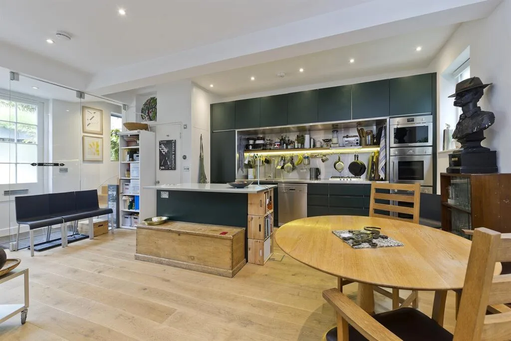 2 bedroom detached house for rent