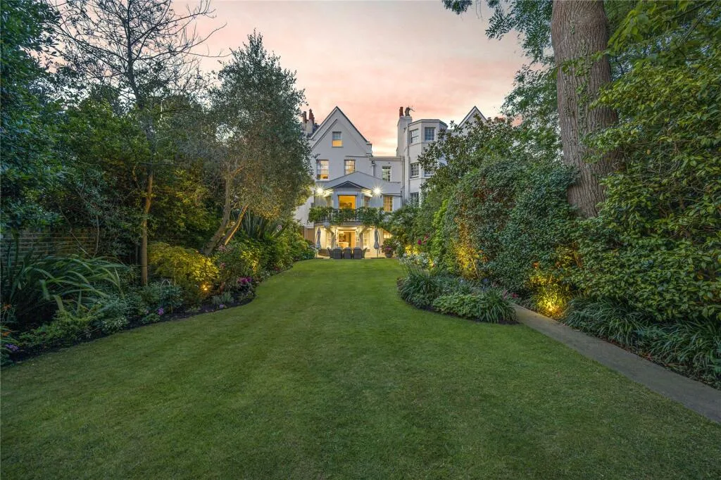 5 bedroom house for rent