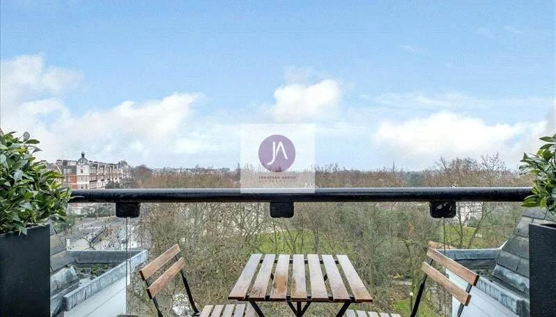 5 bedroom apartment for rent