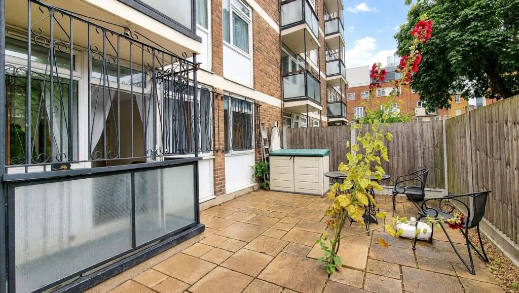 1 bedroom ground floor flat for rent