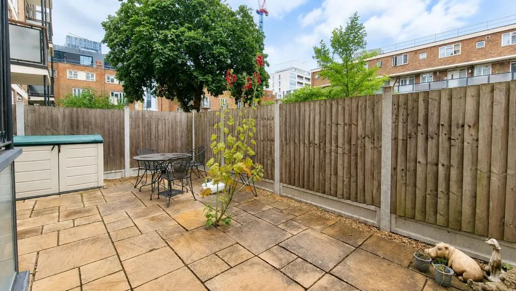 1 bedroom ground floor flat for rent
