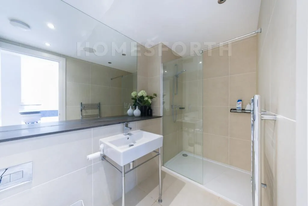2 bedroom penthouse for rent