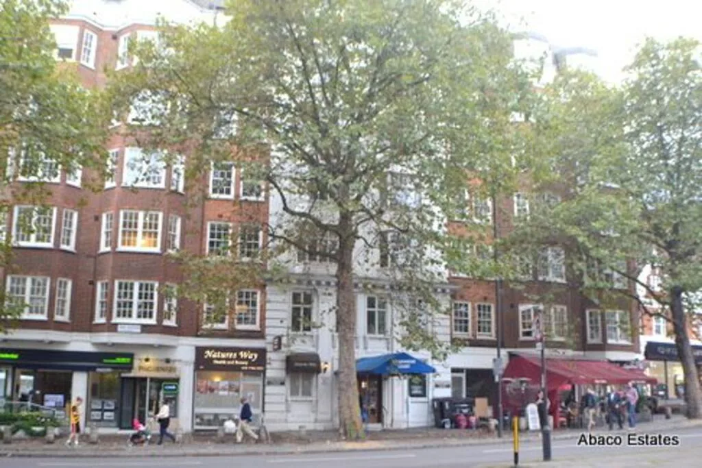 5 bedroom flat for rent