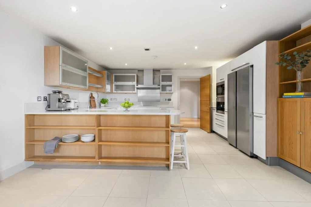 3 bedroom flat for rent