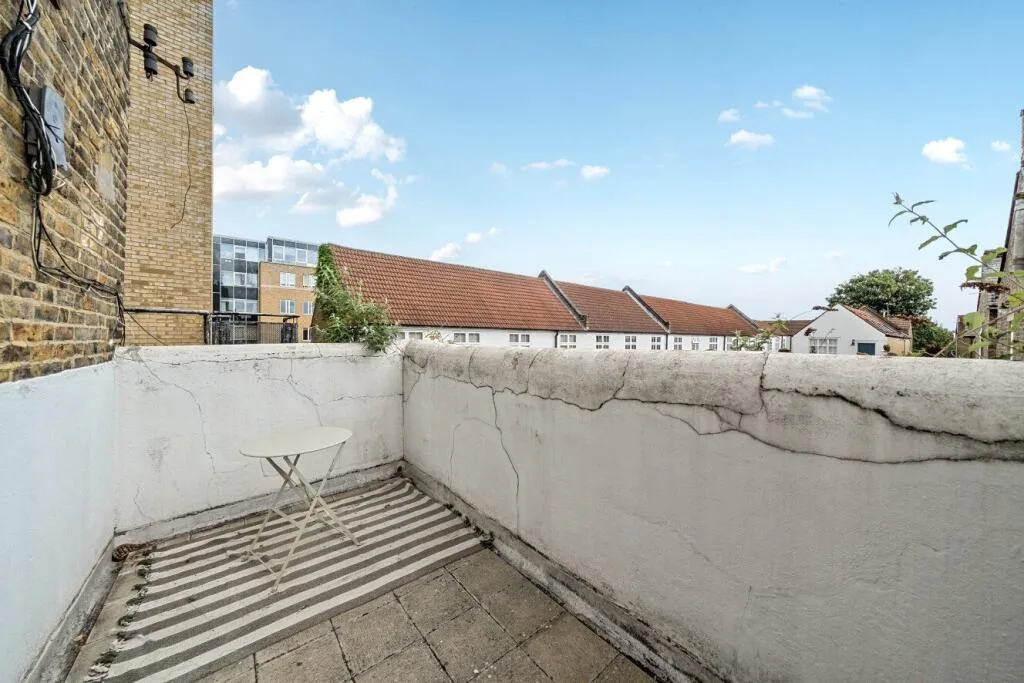3 bedroom flat for rent