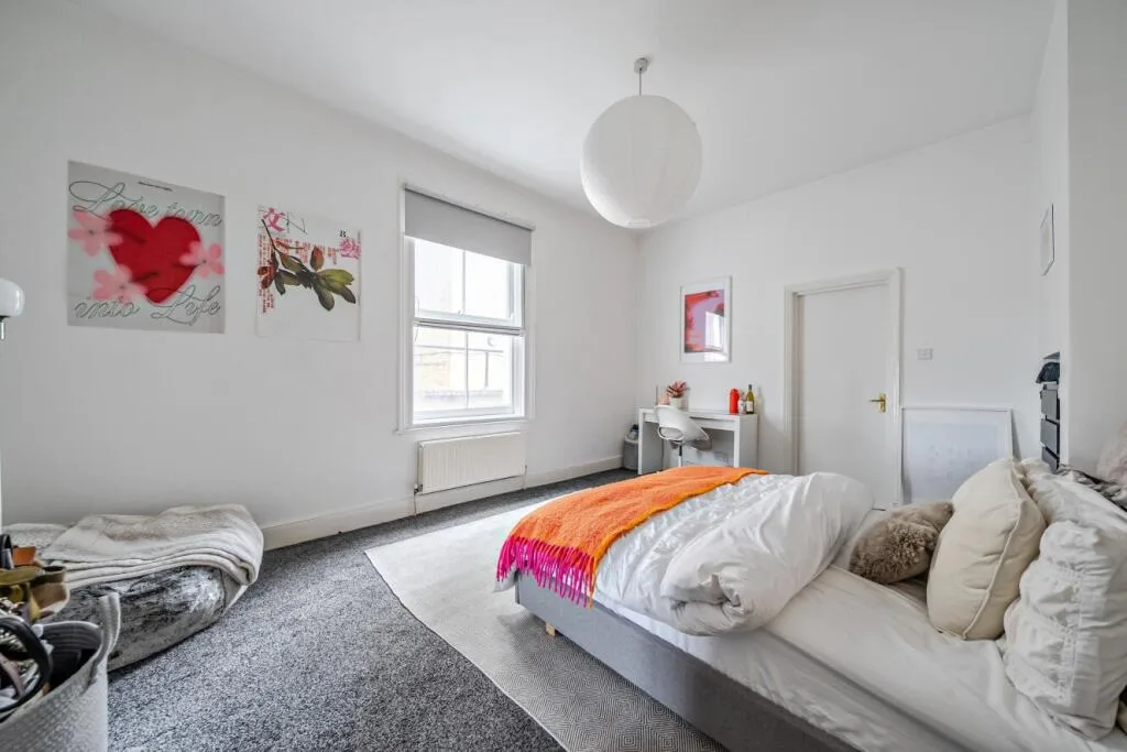 3 bedroom flat for rent