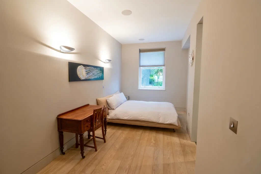 4 bedroom flat for rent