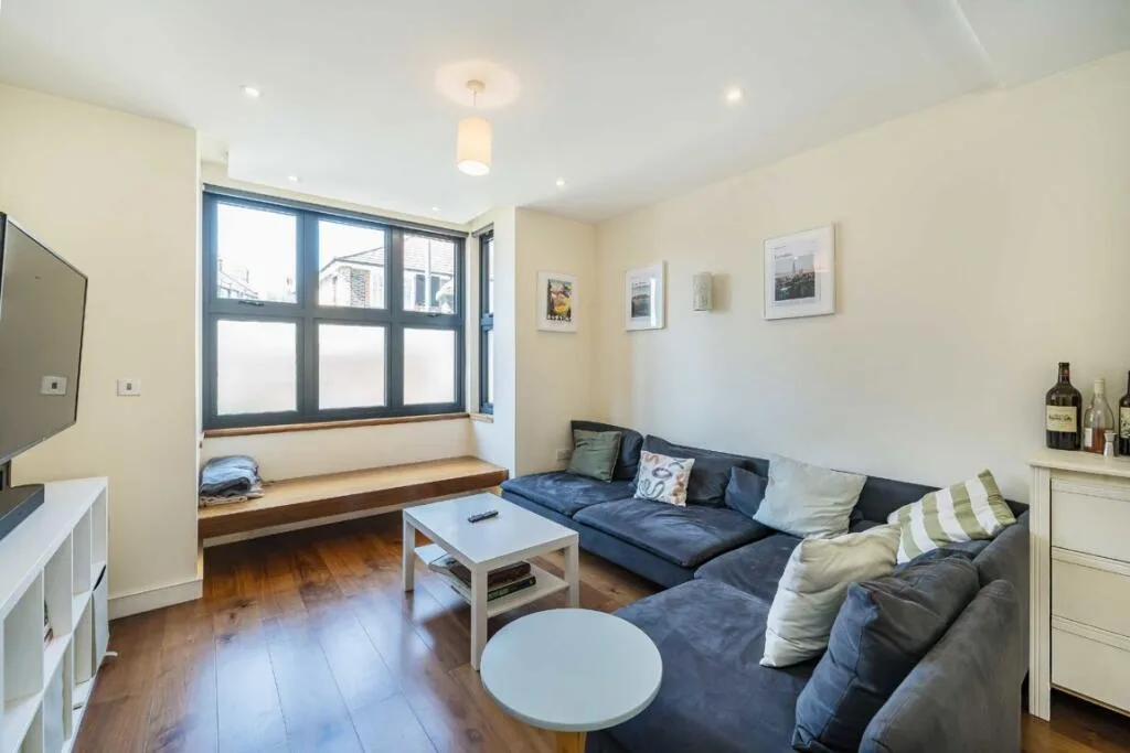 4 bedroom detached house for rent