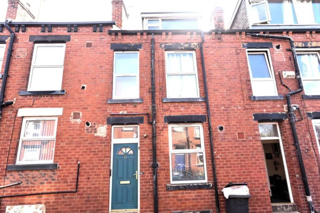 2 bedroom house for rent