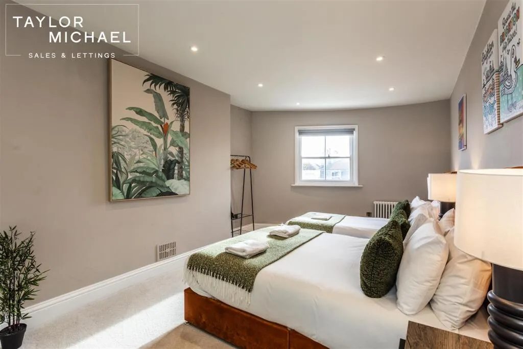 2 bedroom flat for rent