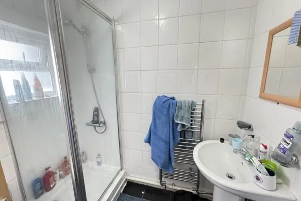 2 bedroom flat for rent