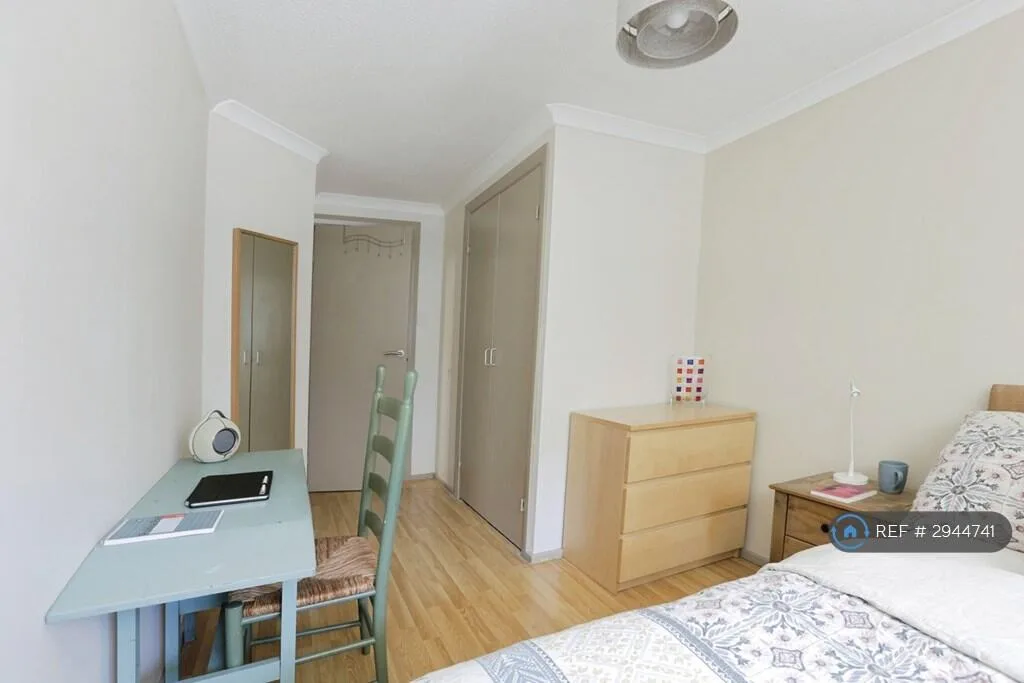 2 bedroom maisonette for rent