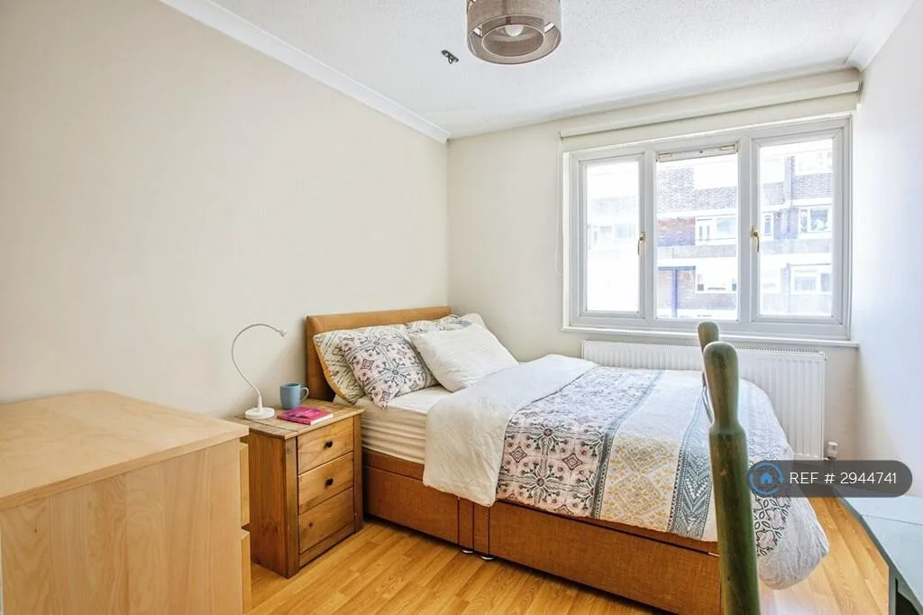 2 bedroom maisonette for rent