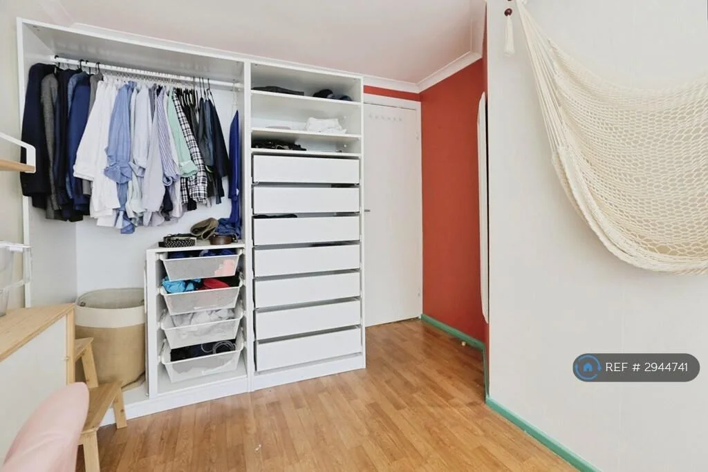 2 bedroom maisonette for rent