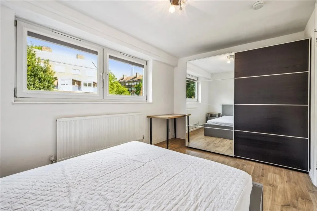 2 bedroom maisonette for rent