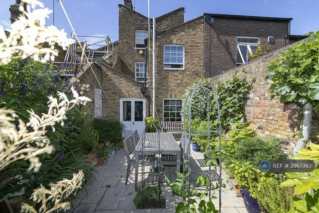 3 bedroom terraced house for rent