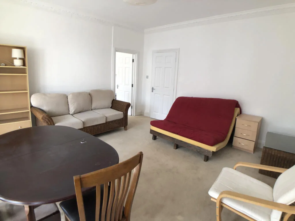 3 bedroom maisonette for rent