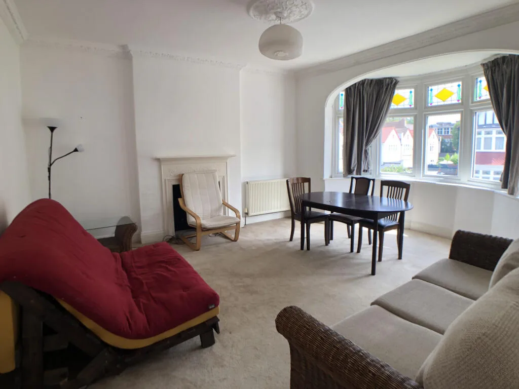 3 bedroom maisonette for rent