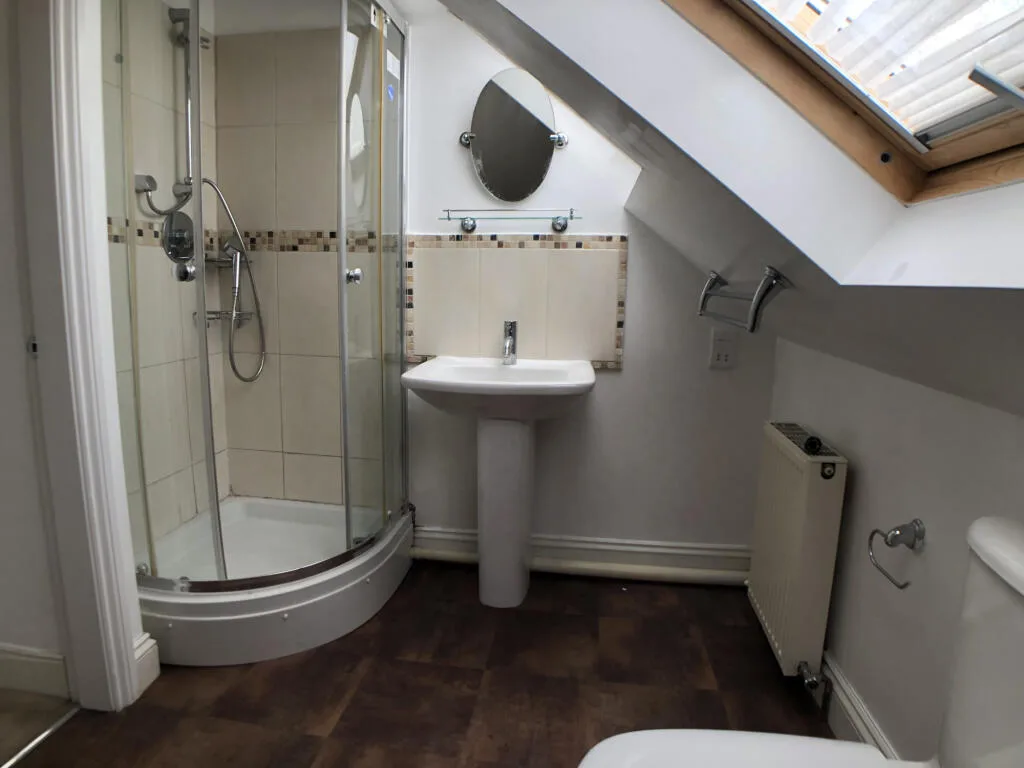 3 bedroom maisonette for rent