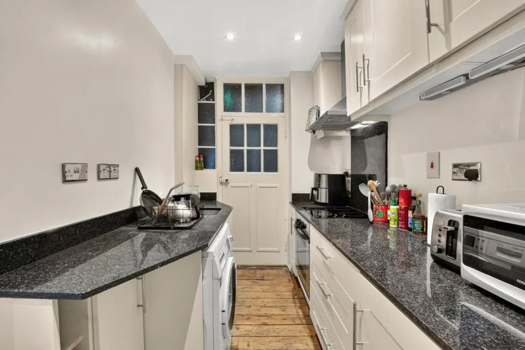 2 bedroom flat for rent