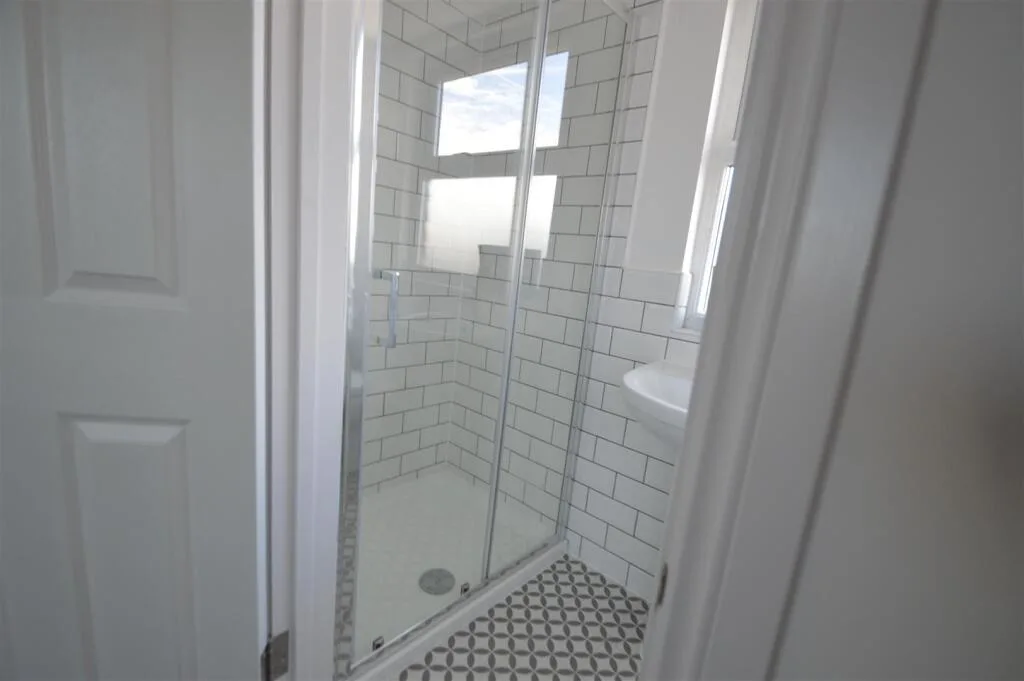 2 bedroom house for rent