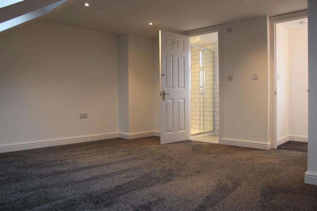 2 bedroom house for rent