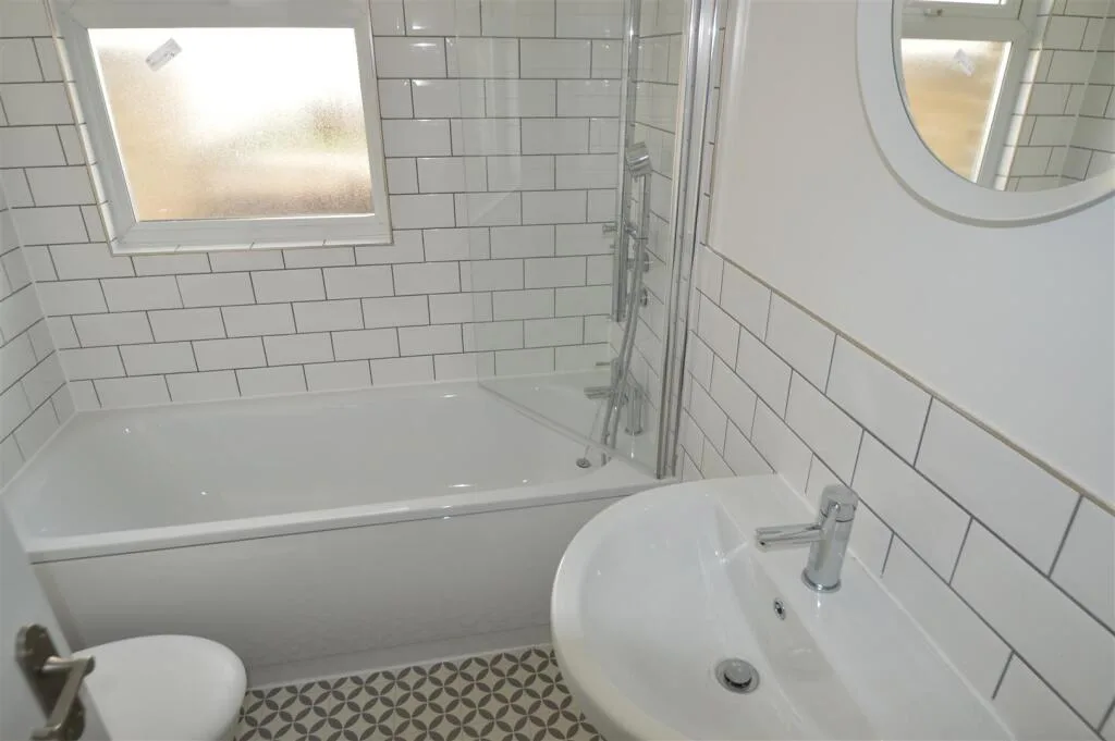 2 bedroom house for rent