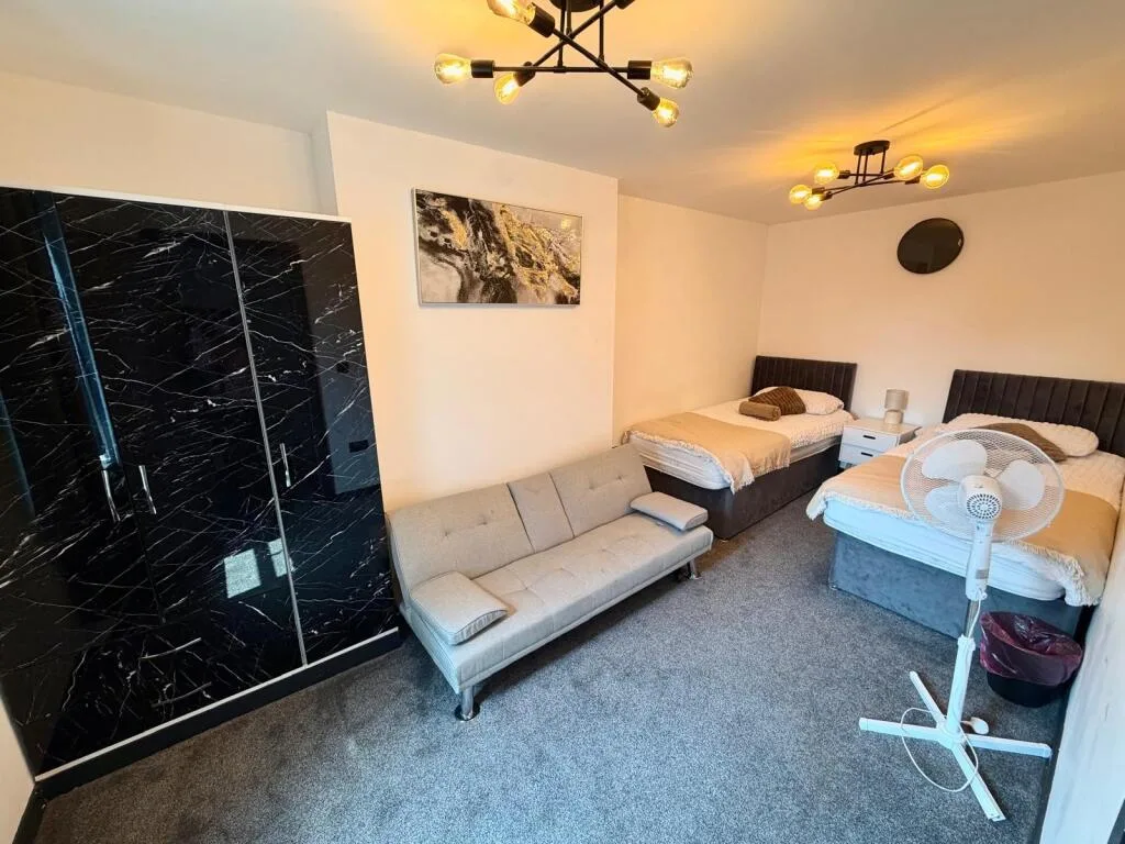 2 bedroom flat for rent