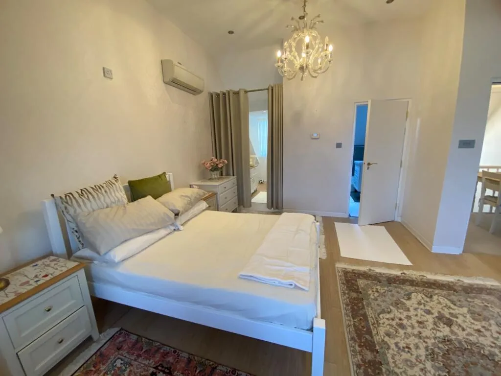 2 bedroom maisonette for rent
