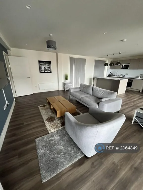 2 bedroom flat for rent