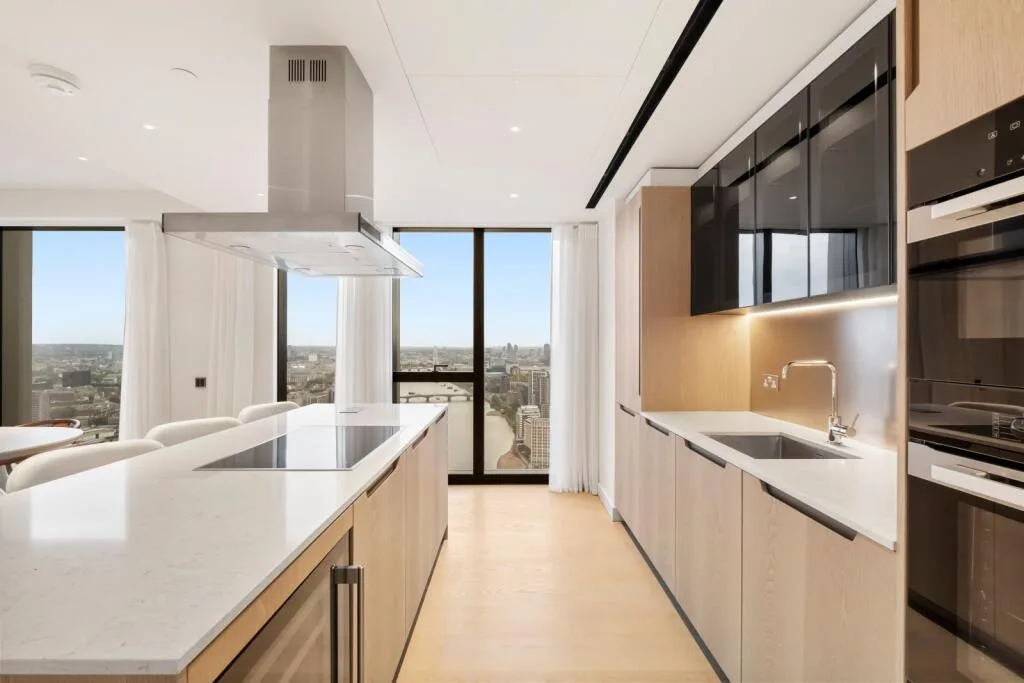 3 bedroom flat for rent