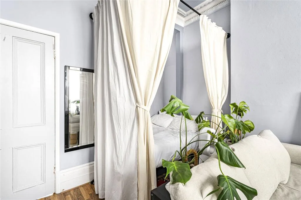 Studio apartment for rent