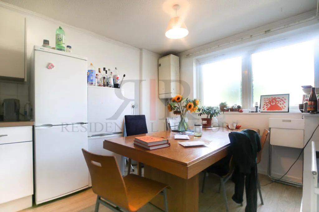 4 bedroom terraced house for rent