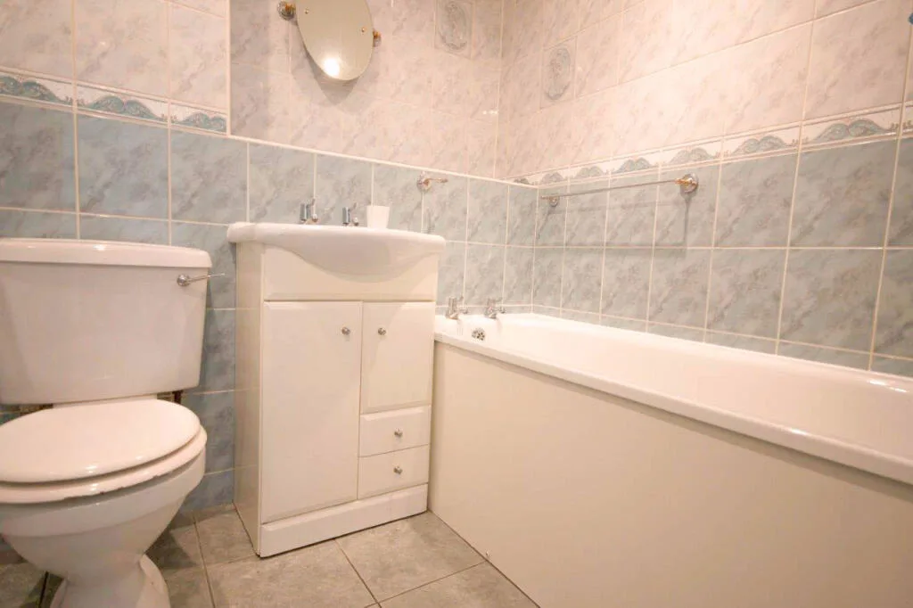 4 bedroom terraced house for rent